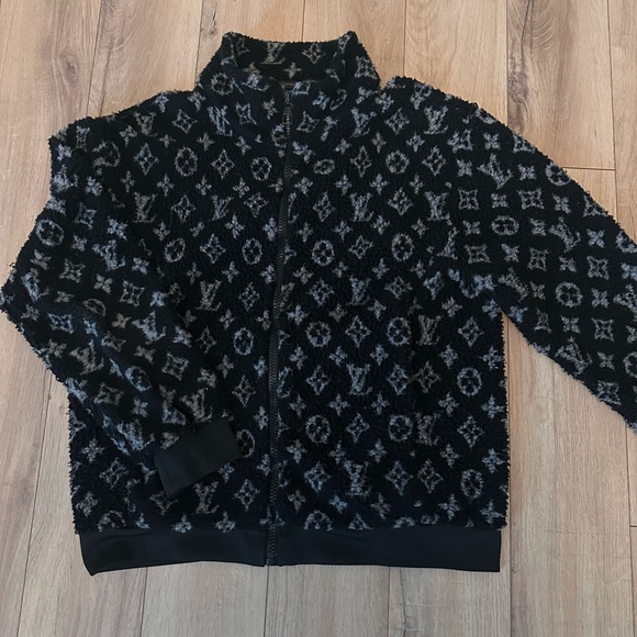Louis Vuitton Black and Gray Fleece Jacket
